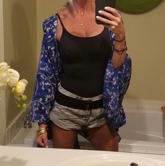 Elizabeth and james sill hook eye kimono - Picture 4 of 10